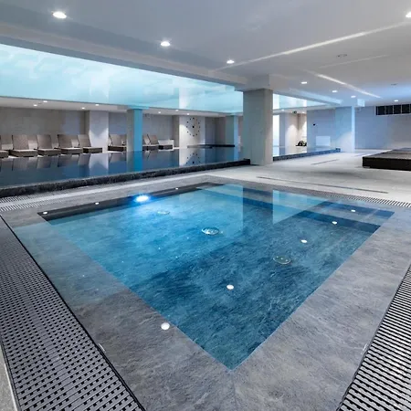 Kazalnica Family & Conference With Pool & Restaurant By Solarento Appart hôtel