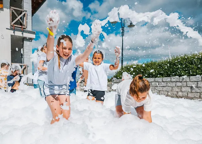 شقة فندقية Kazalnica Family&conference